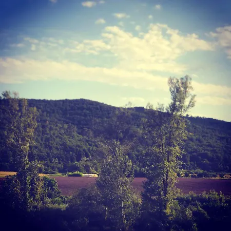 Maison D'une Avec Piscine Partagee Et Jardin Clos A Martin De Bromes Hébergement de vacances *