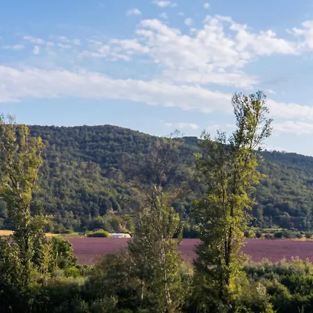 Maison D'une Avec Piscine Partagee Et Jardin Clos A Martin De Bromes Hébergement de vacances *