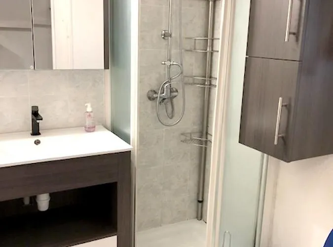 Holiday home Maison Charmante A Avec Piscine Partagee *